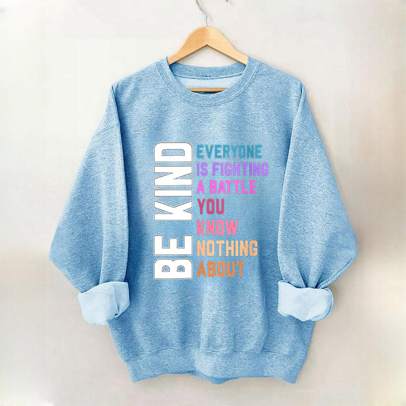 Sweat-shirt Be Kind à imprimé lettre